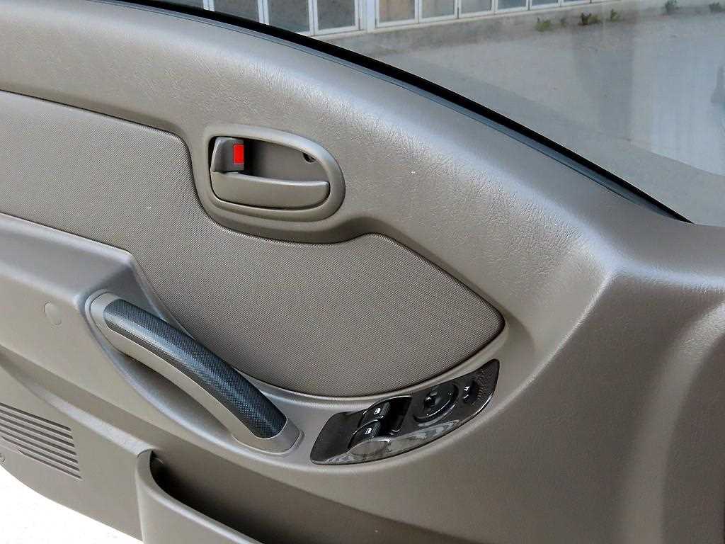 Small Truck Top_Frozen Top - Vista 12