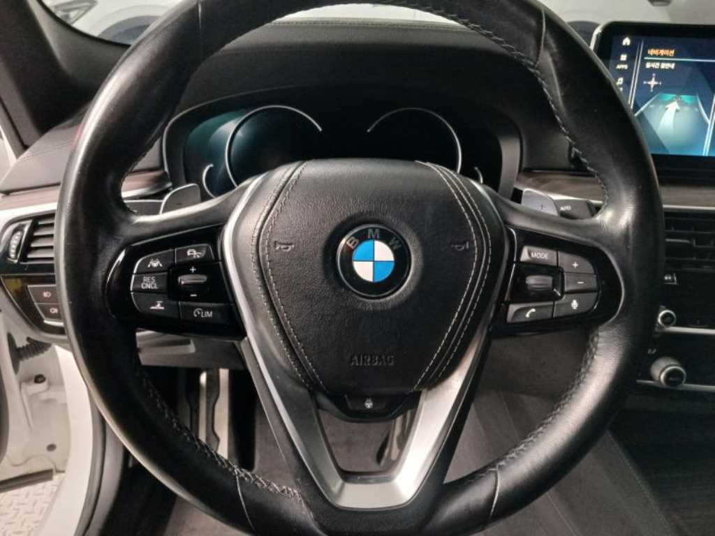 BMW 5 Series - Vista 11