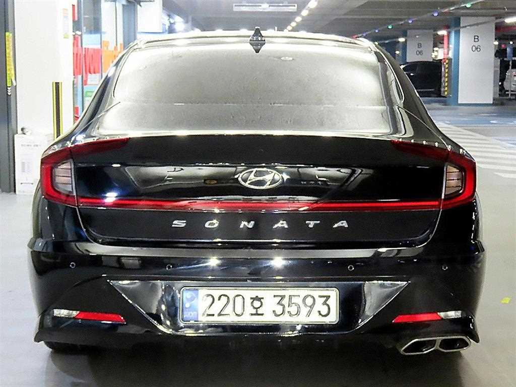 HYUNDAI Sonata - Vista 5