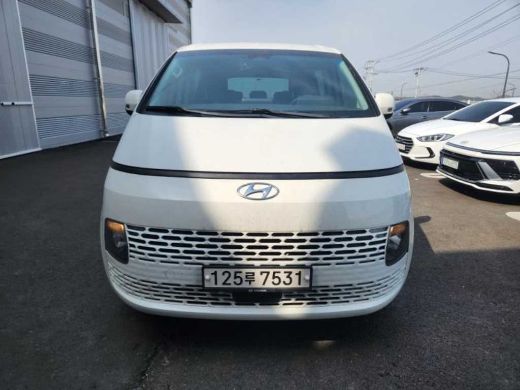 HYUNDAI Staria 2023 - Importación desde Corea - HF Imports Iquique - Foto 1