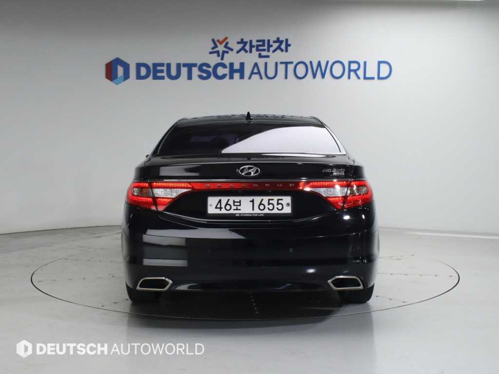 HYUNDAI Grandeur - Vista 4