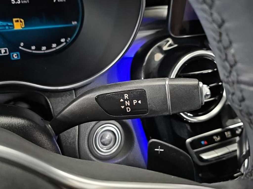 Mercedes Benz GLC Class - Vista 12