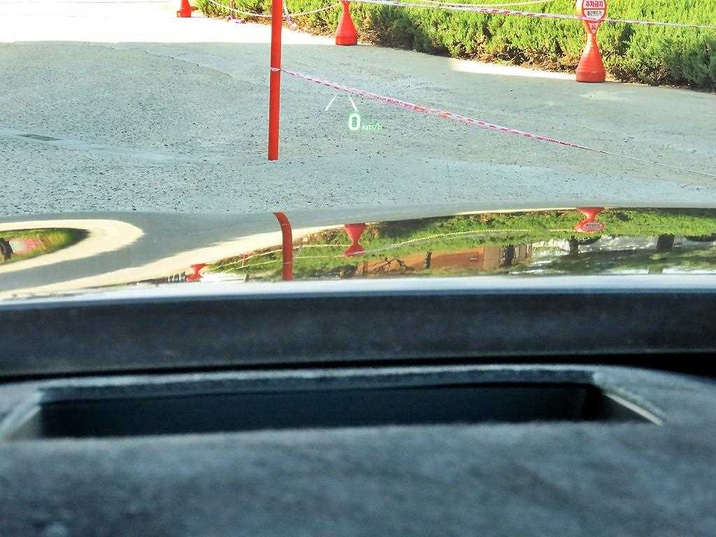 Genesis EQ900 - Vista 10