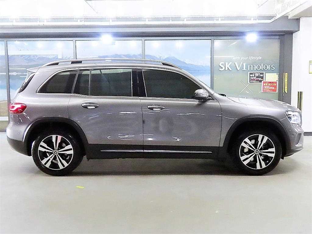 Mercedes Benz GLB Class - Vista 3