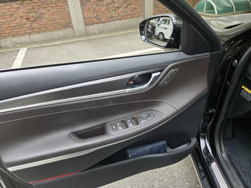 HYUNDAI Grandeur - Vista 8