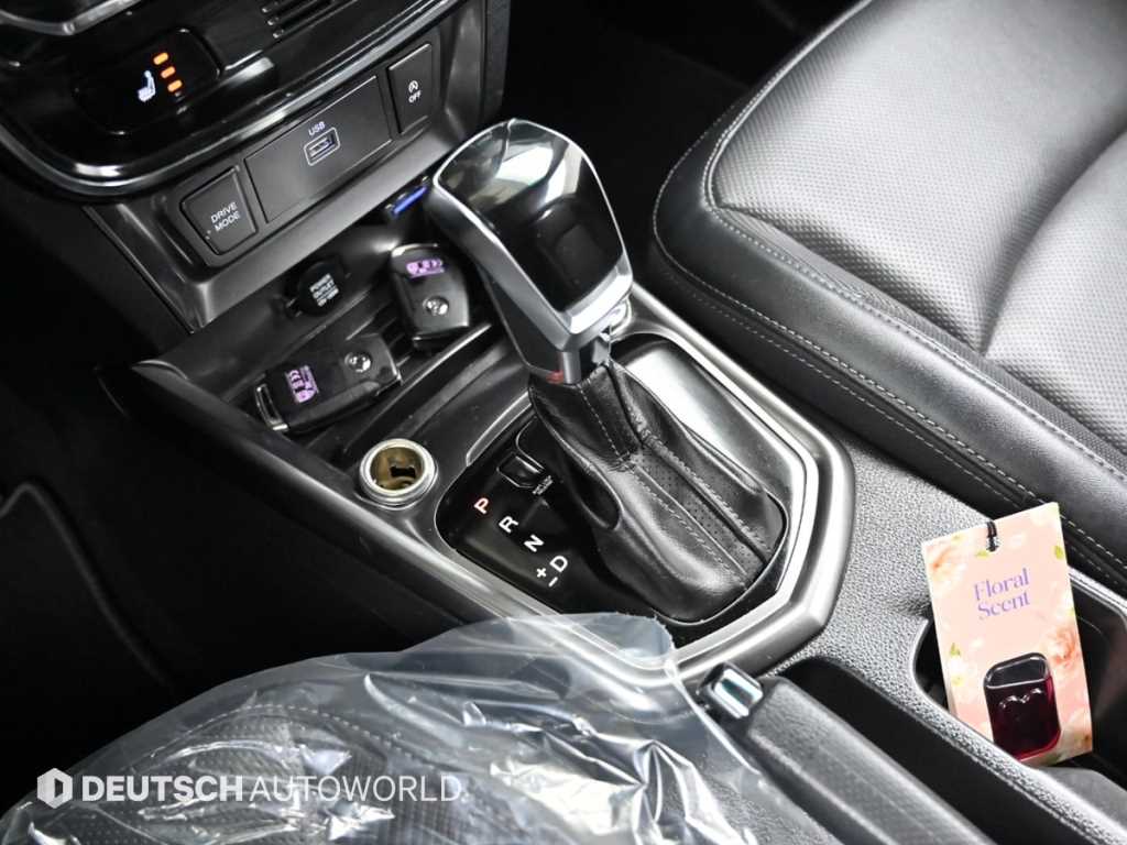 Ssangyong Tivoli - Vista 9