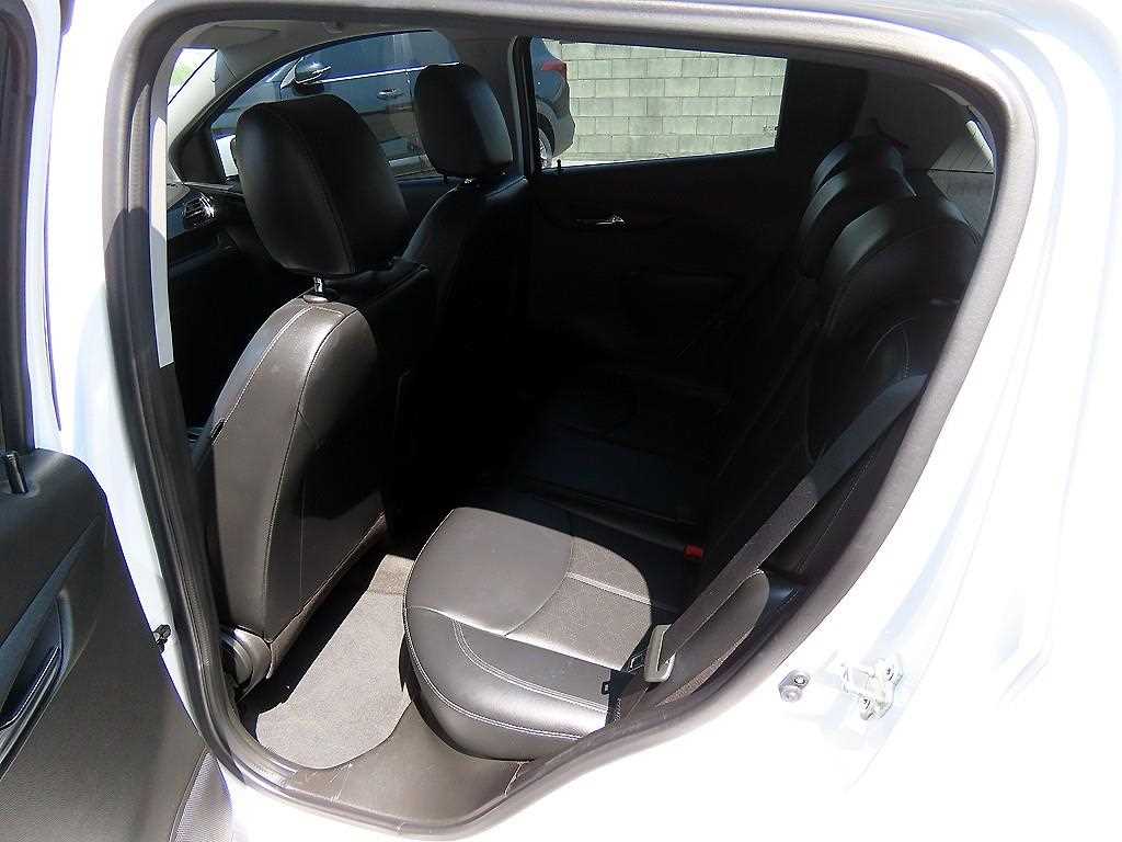 Chevrolet Spark - Vista 6