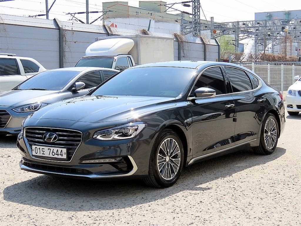 HYUNDAI Grandeur - Vista 2