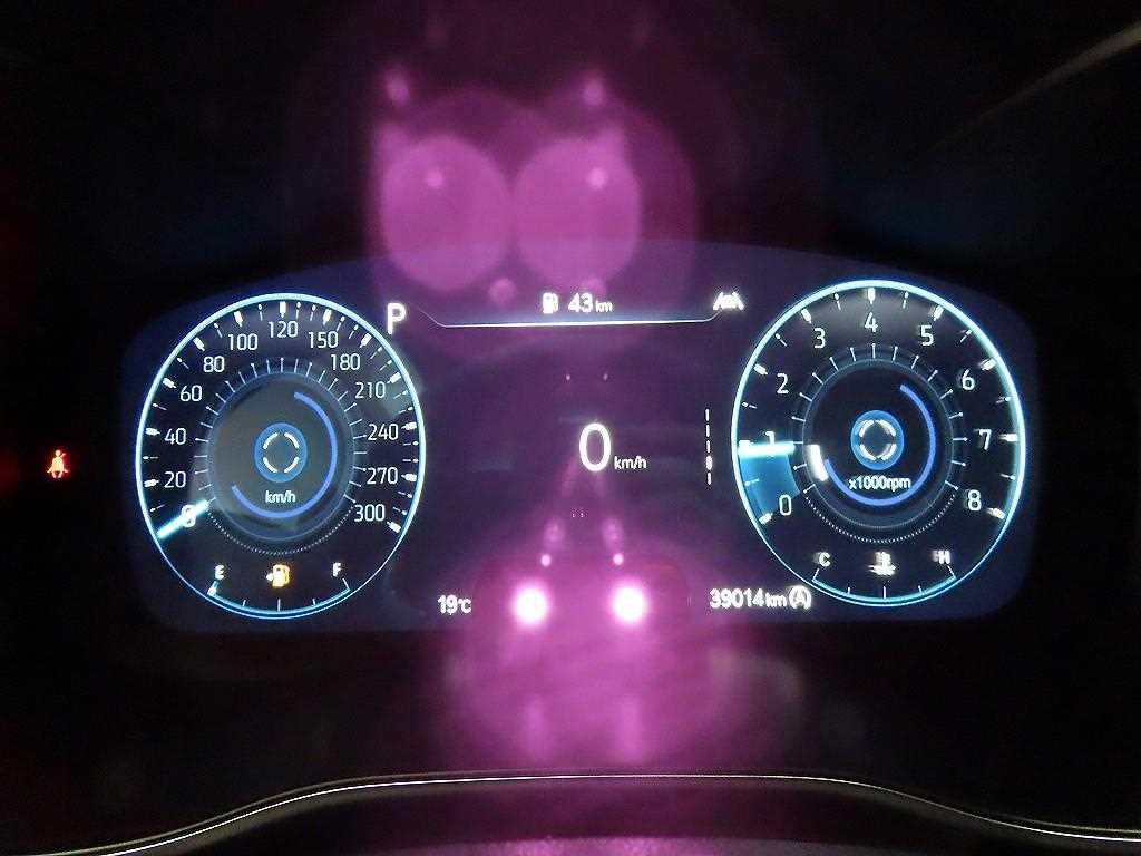 Genesis G70 - Vista 6