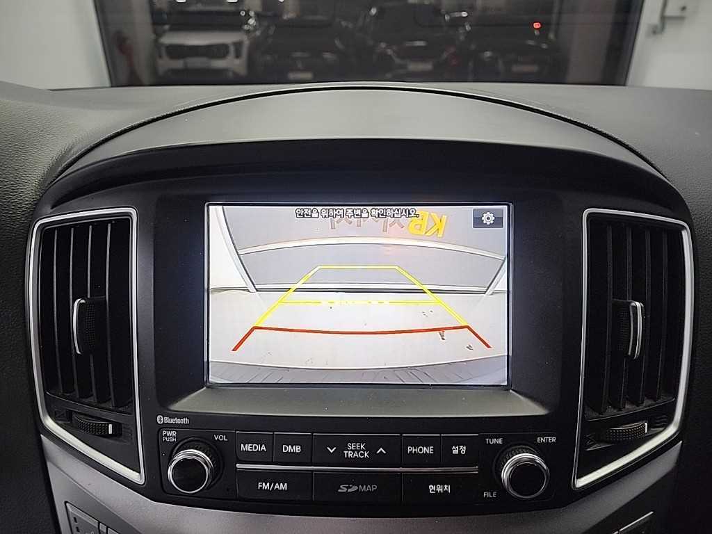 HYUNDAI Starex 2017 - Importación desde Corea - HF Imports Iquique - Foto 13