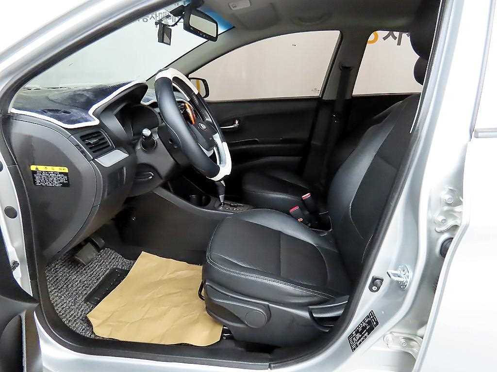 KIA Morning - Vista 5