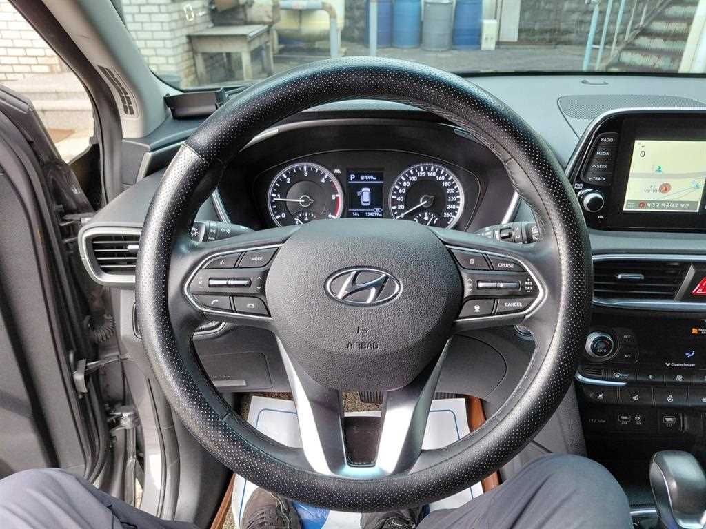 HYUNDAI Santa Fe - Vista 8