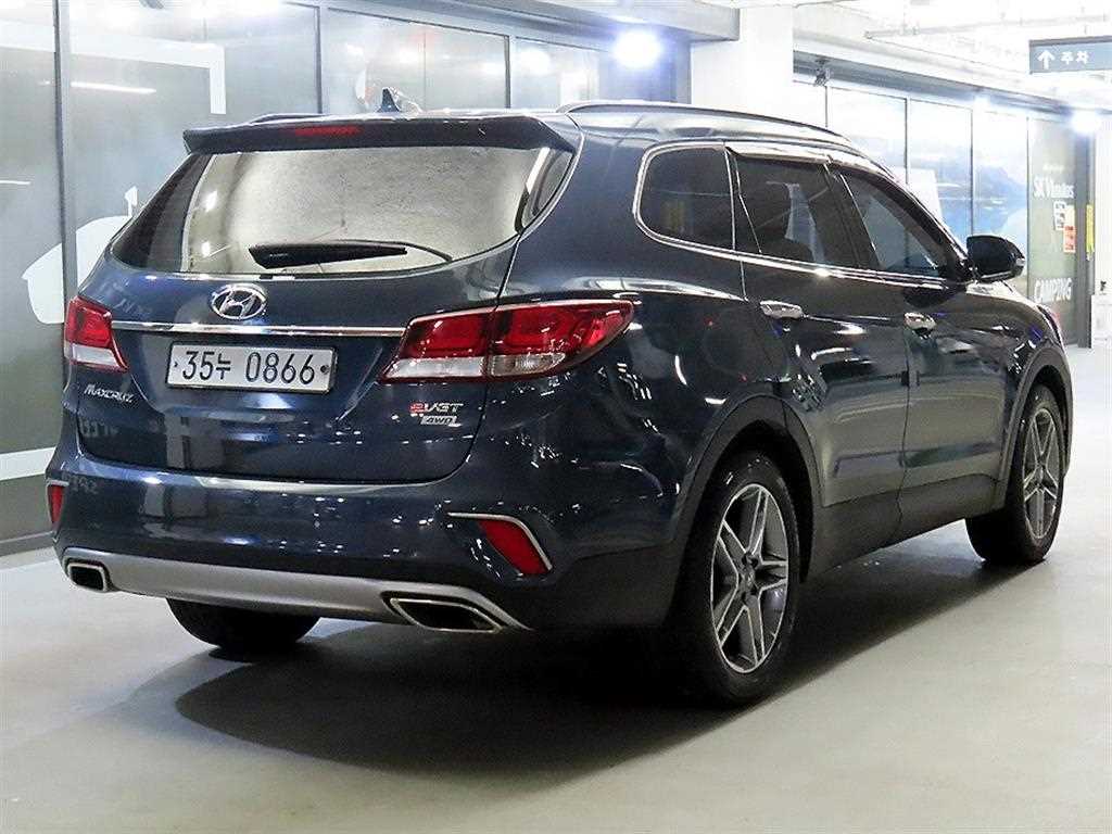 HYUNDAI Maxcruz - Vista 4