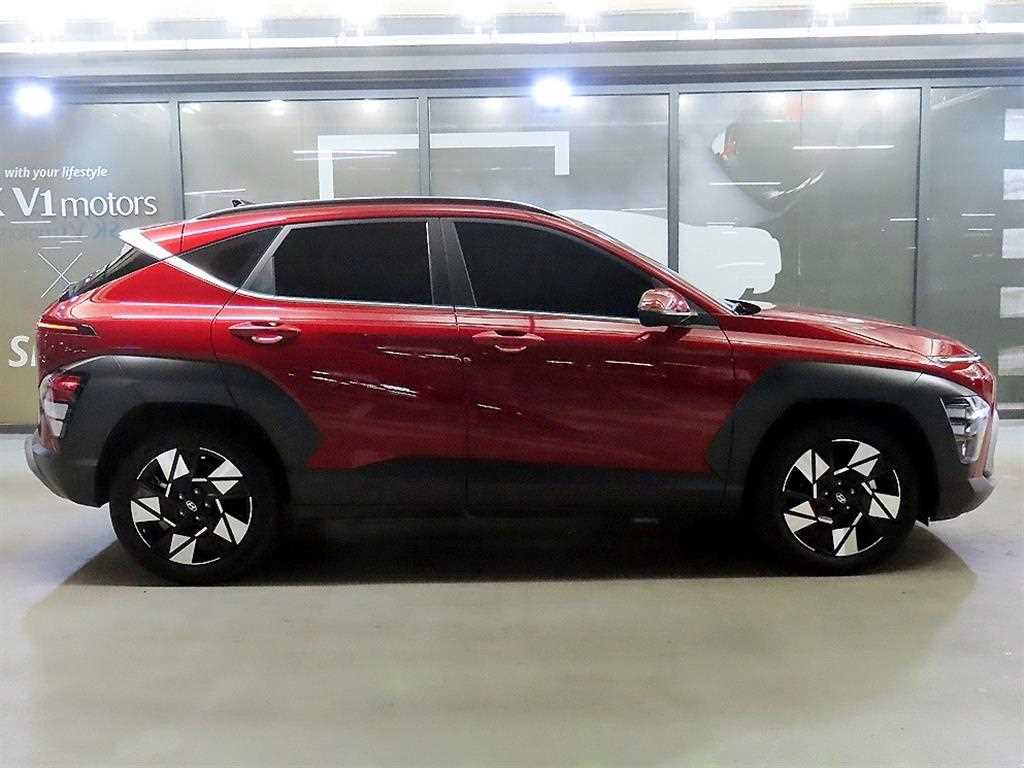 HYUNDAI Kona - Vista 3