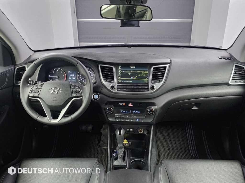 HYUNDAI Tucson - Vista 7