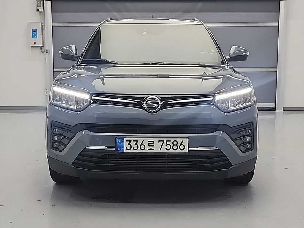 Ssangyong Tivoli - Vista 2