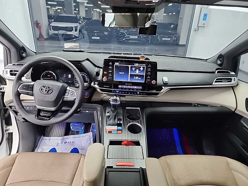 Toyota Siena - Vista 7