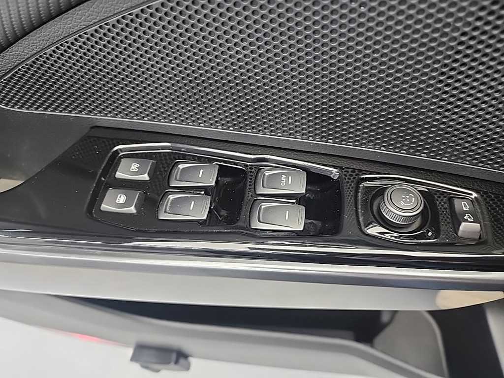 Ssangyong Tivoli 2022 - Importación desde Corea - HF Imports Iquique - Foto 15