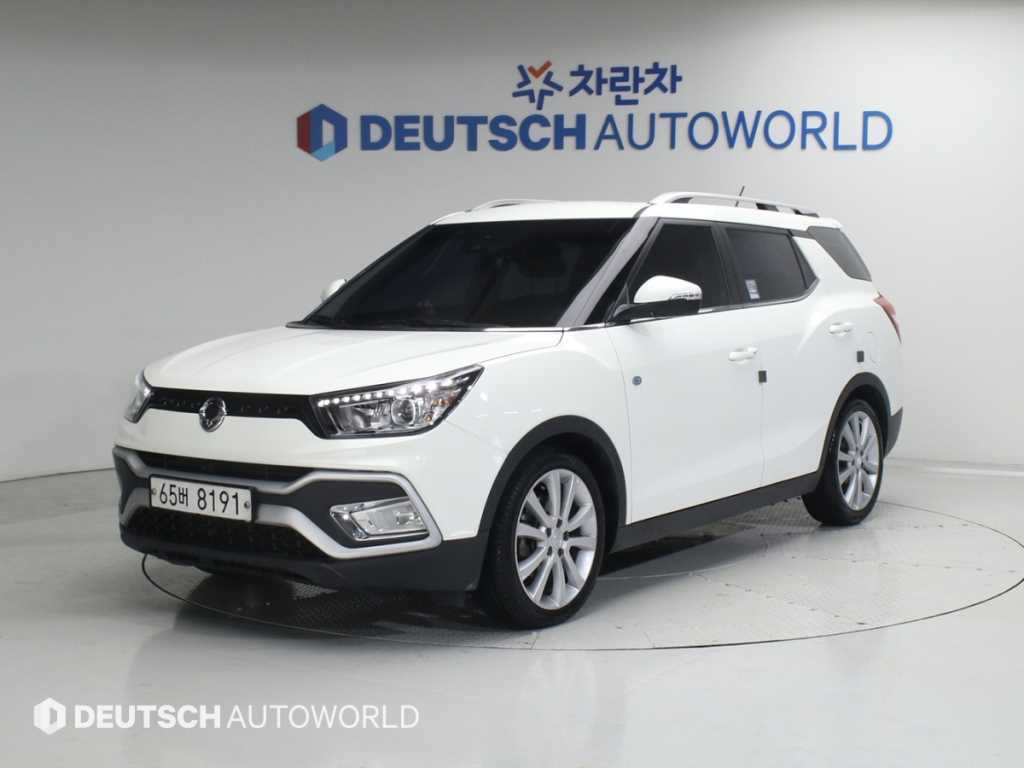 Ssangyong Tivoli 2017 Blanco - Importación desde Corea - HF Imports Iquique - Foto 1