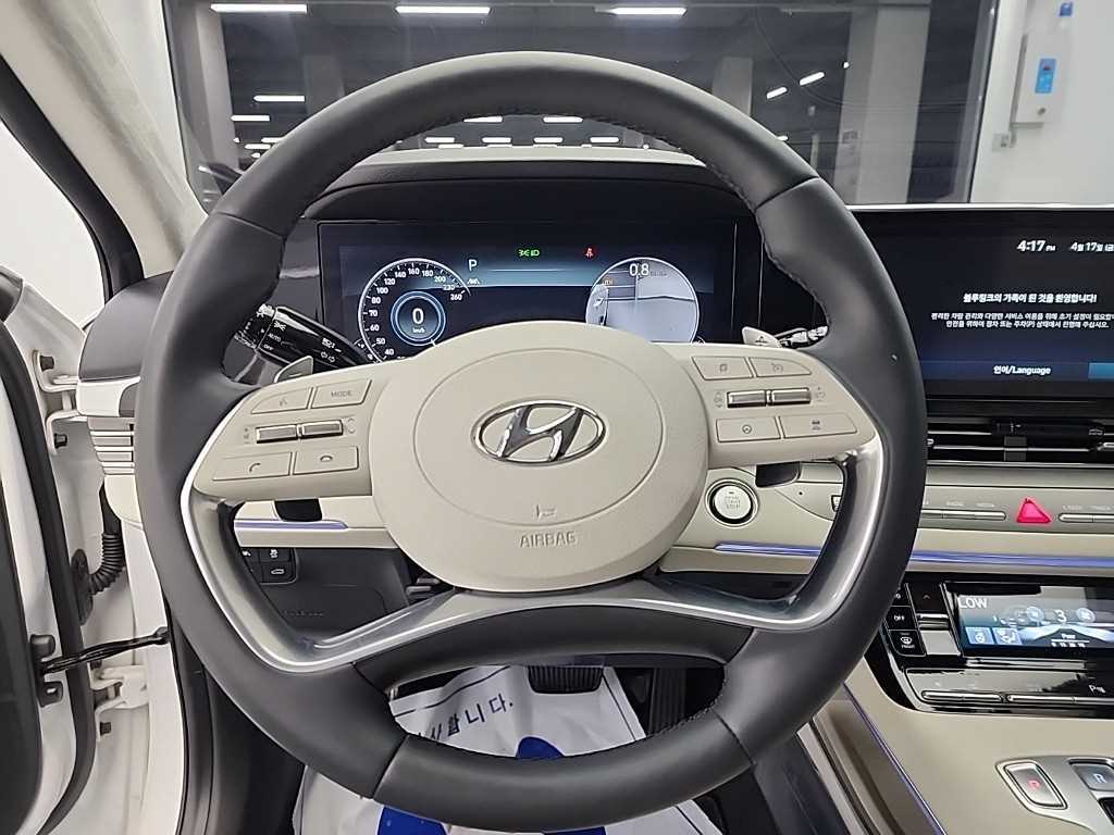 HYUNDAI Grandeur - Vista 9