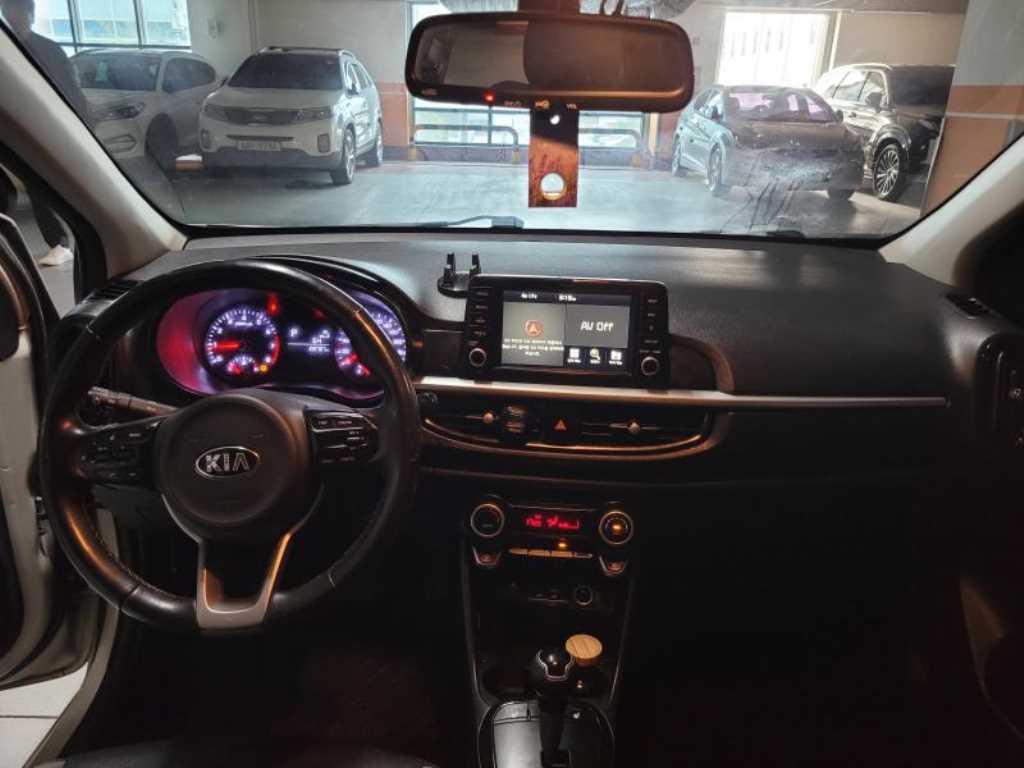 KIA Morning - Vista 5