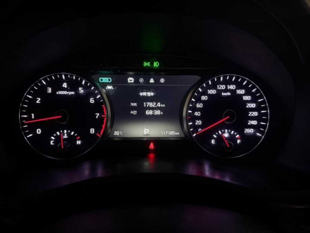 KIA K7 - Vista 9