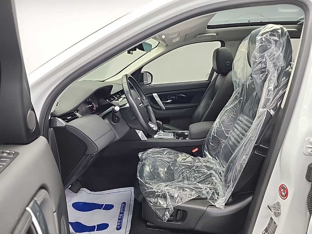 Land Rover Discovery Sports - Vista 11