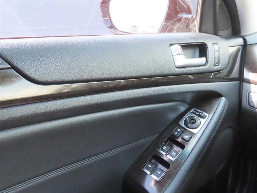 KIA K7 2013 Negro - Importación desde Corea - HF Imports Iquique - Foto 14