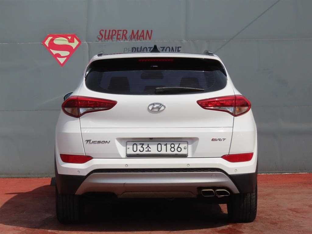 HYUNDAI Tucson - Vista 4