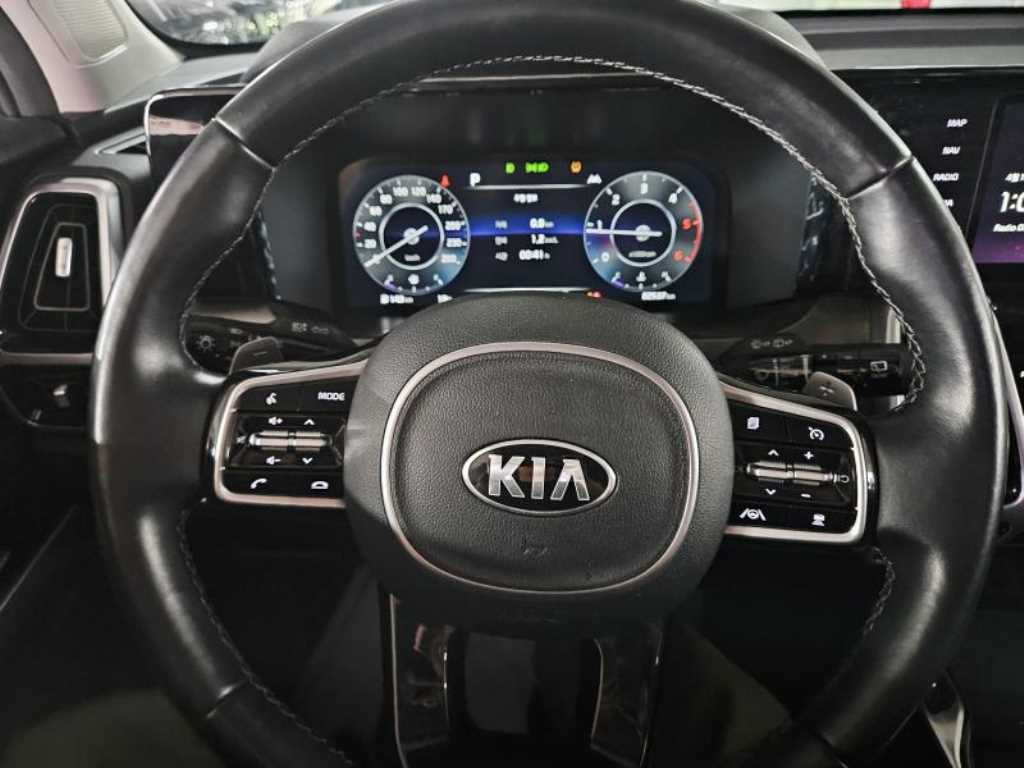 KIA Sorento - Vista 8