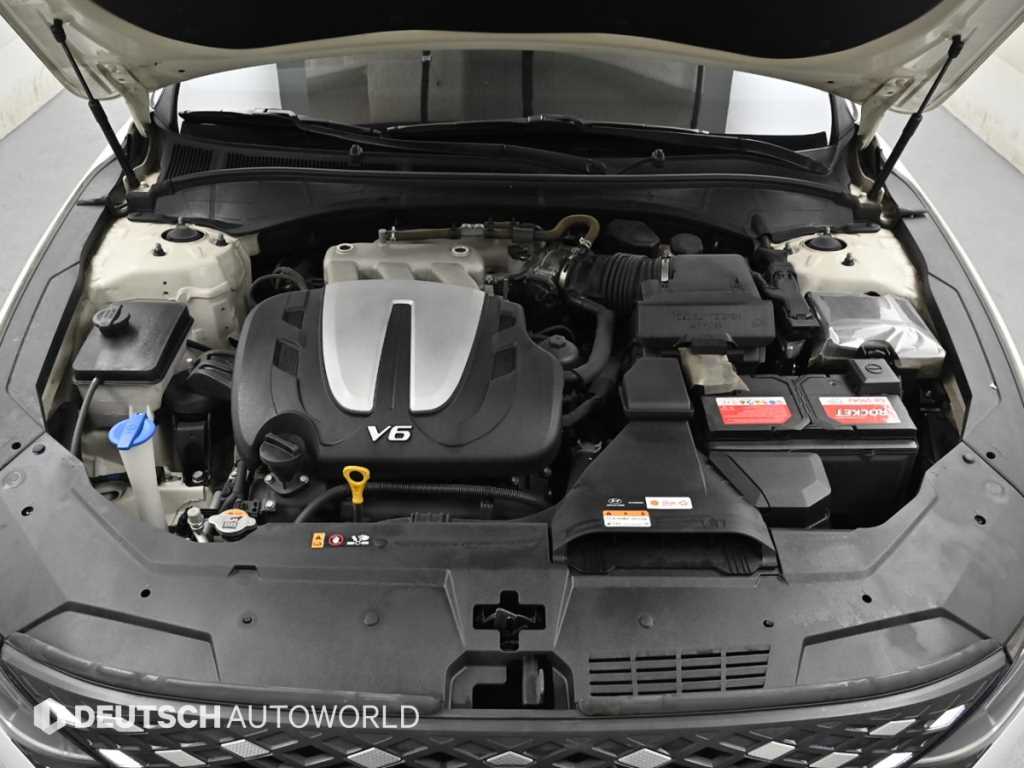 HYUNDAI Grandeur - Vista 6