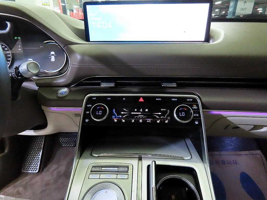 Genesis GV80 - Vista 11