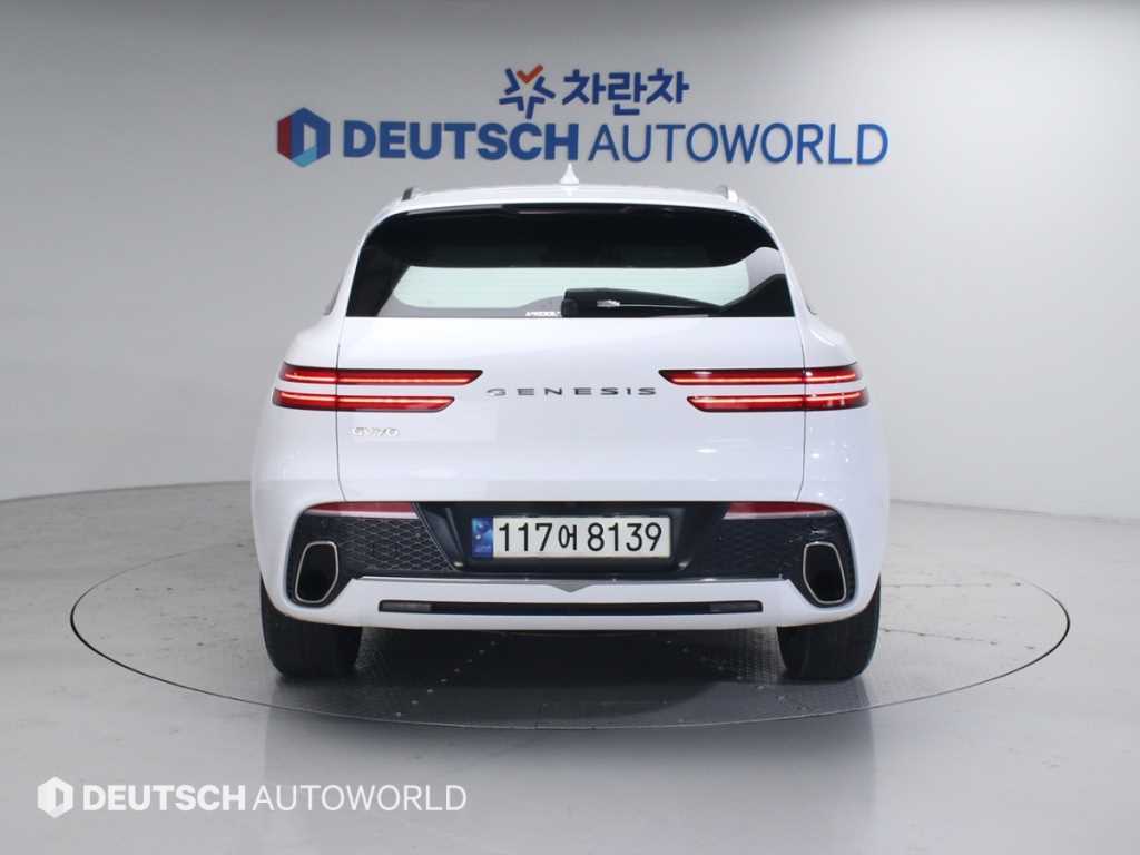 Genesis GV70 - Vista 4