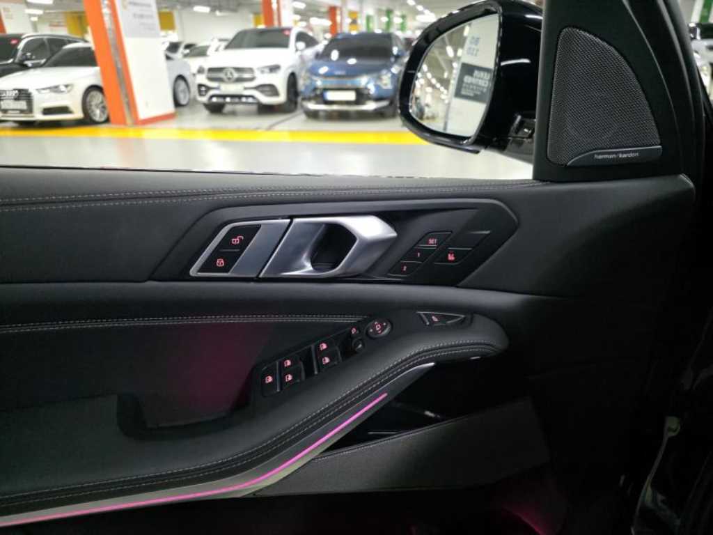 BMW X5 - Vista 8