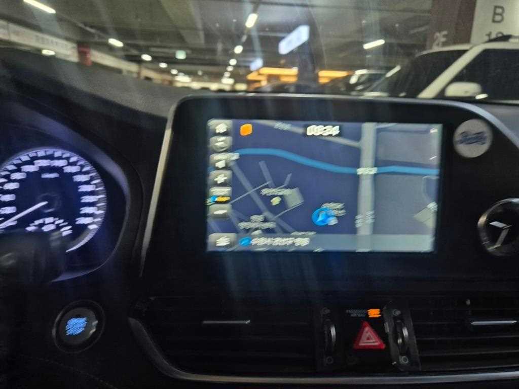 HYUNDAI Grandeur - Vista 11