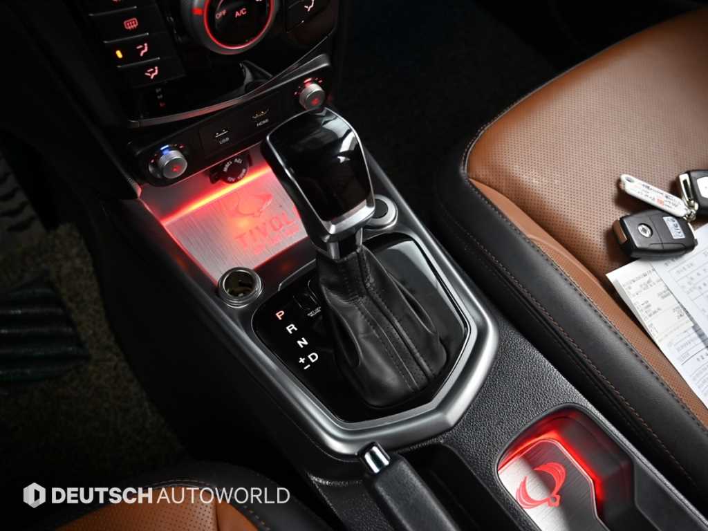 Ssangyong Tivoli - Vista 9