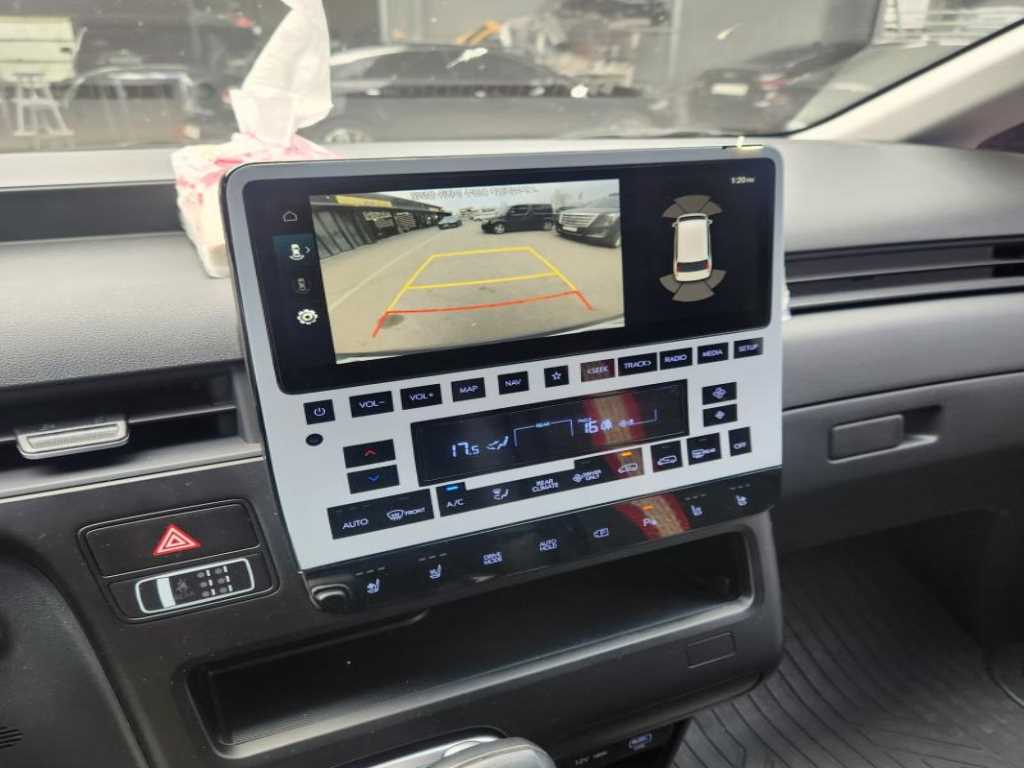 HYUNDAI Staria - Vista 6