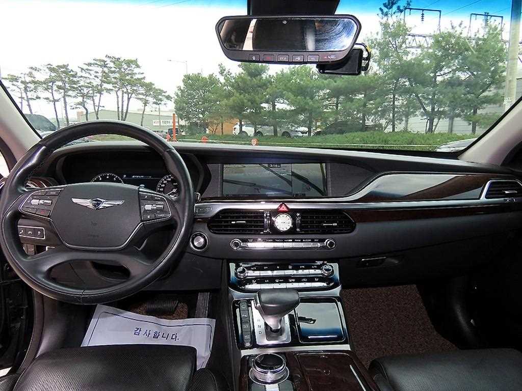 Genesis EQ900 - Vista 7