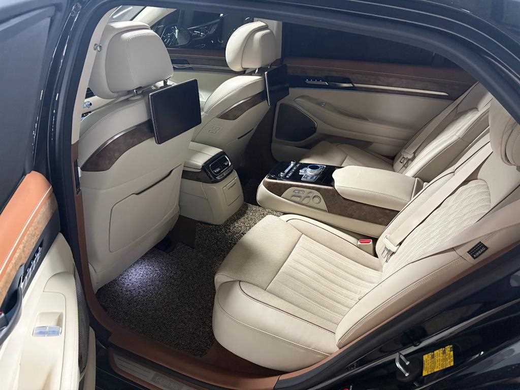 Genesis G90 2019 Negro - Importación desde Corea - HF Imports Iquique - Foto 16