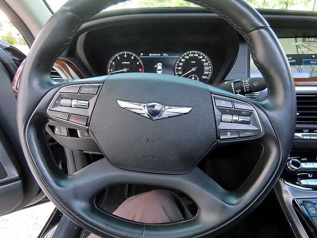 Genesis EQ900 - Vista 8