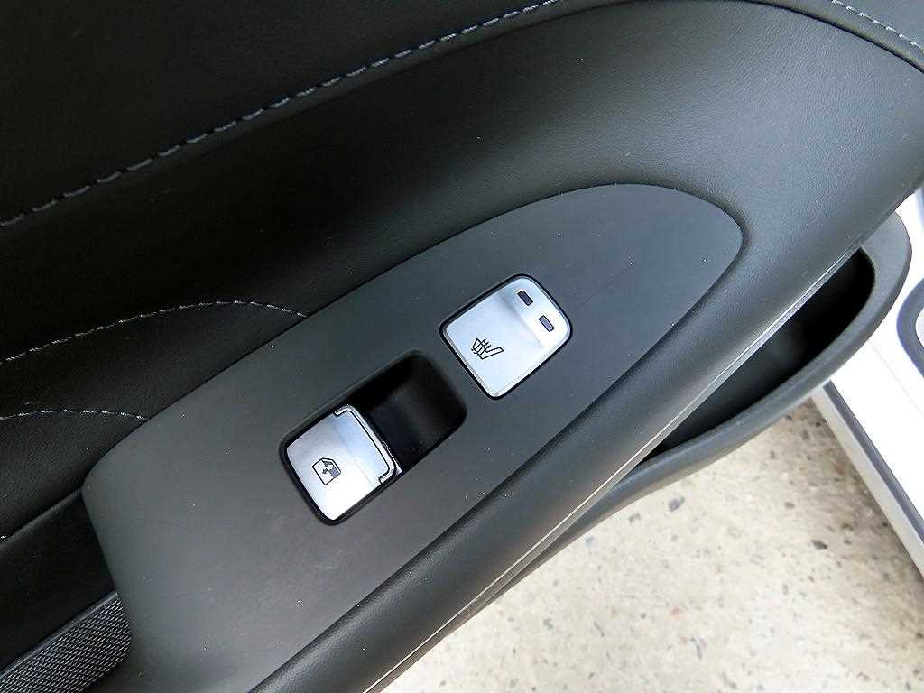 HYUNDAI Grandeur 2020 Blanco - Importación desde Corea - HF Imports Iquique - Foto 15