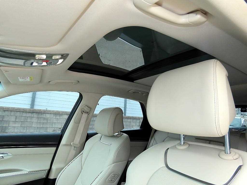 Genesis GV70 2023 Blanco - Importación desde Corea - HF Imports Iquique - Foto 15