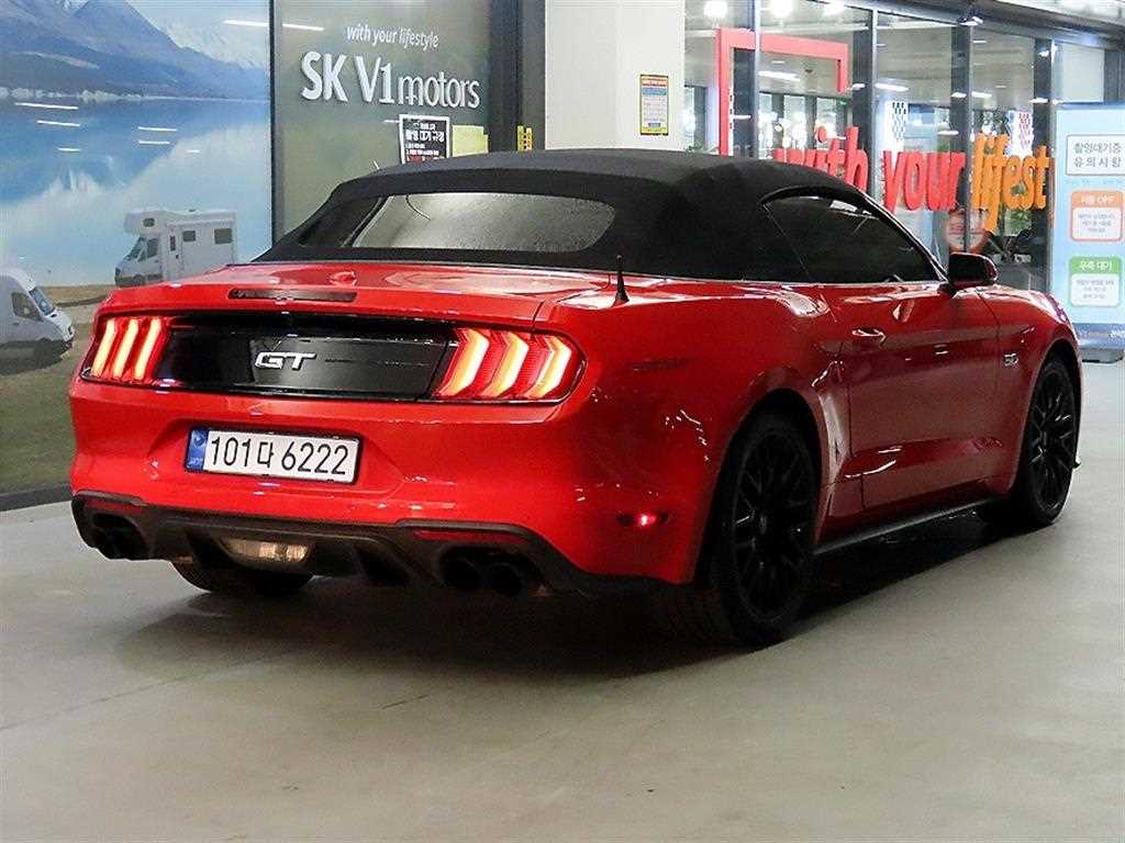 Ford Mustang - Vista 4