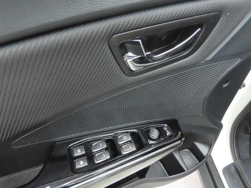 Ssangyong Tivoli - Vista 9