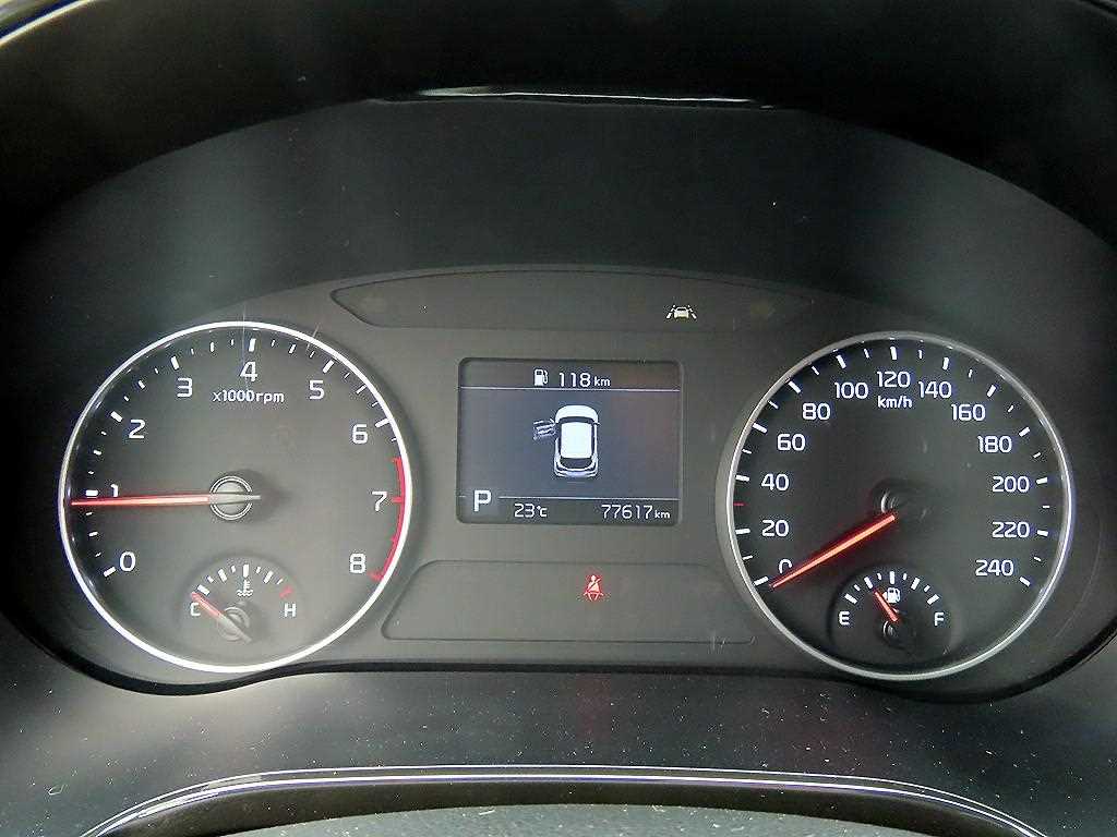 KIA Seltos - Vista 8