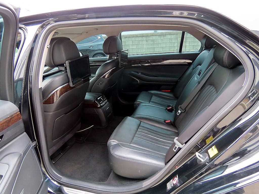 Genesis EQ900 - Vista 6