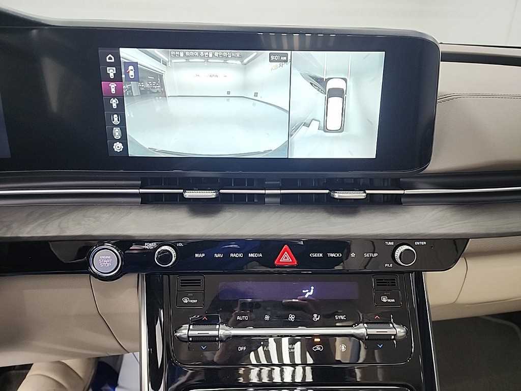 KIA Carnival - Vista 10