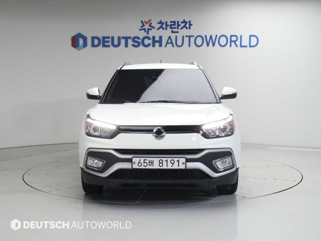 Ssangyong Tivoli - Vista 3