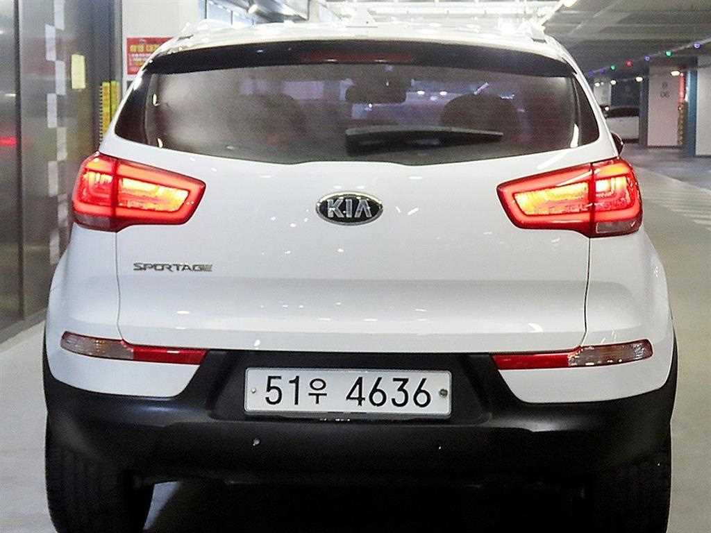 KIA Sportage - Vista 5
