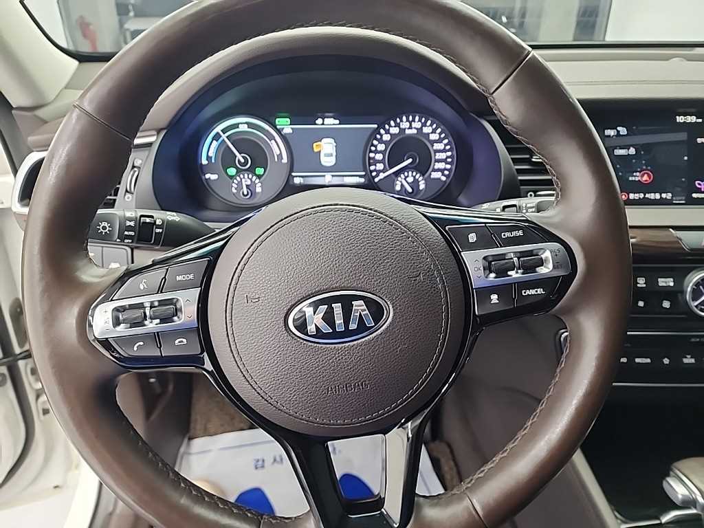 KIA K7 - Vista 9
